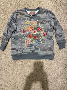 Johnny Was Catalina Gray  Embroidered Floral Pullover Sweatshirt